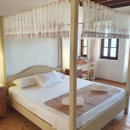 Anemos Apartment *